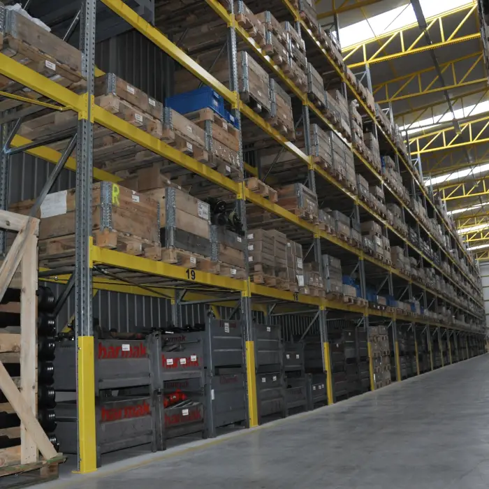 DIŞ GİYDİRME RAF SİSTEMİ – Karsan Kalitesiyle