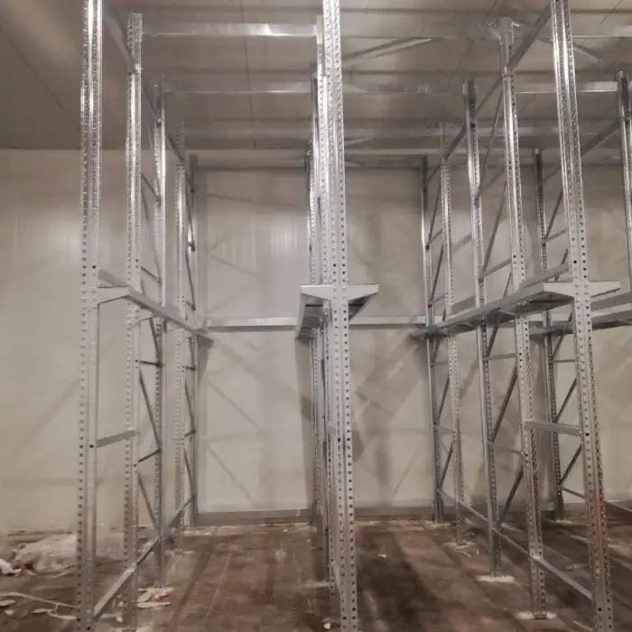 Depo İçin Karsan Drive-In Raf Sistemleri