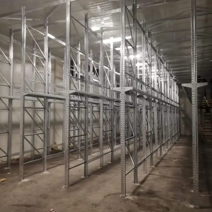 Sırt Sırta ve Drive-In Raf Sistemi Karsan Farkıyla